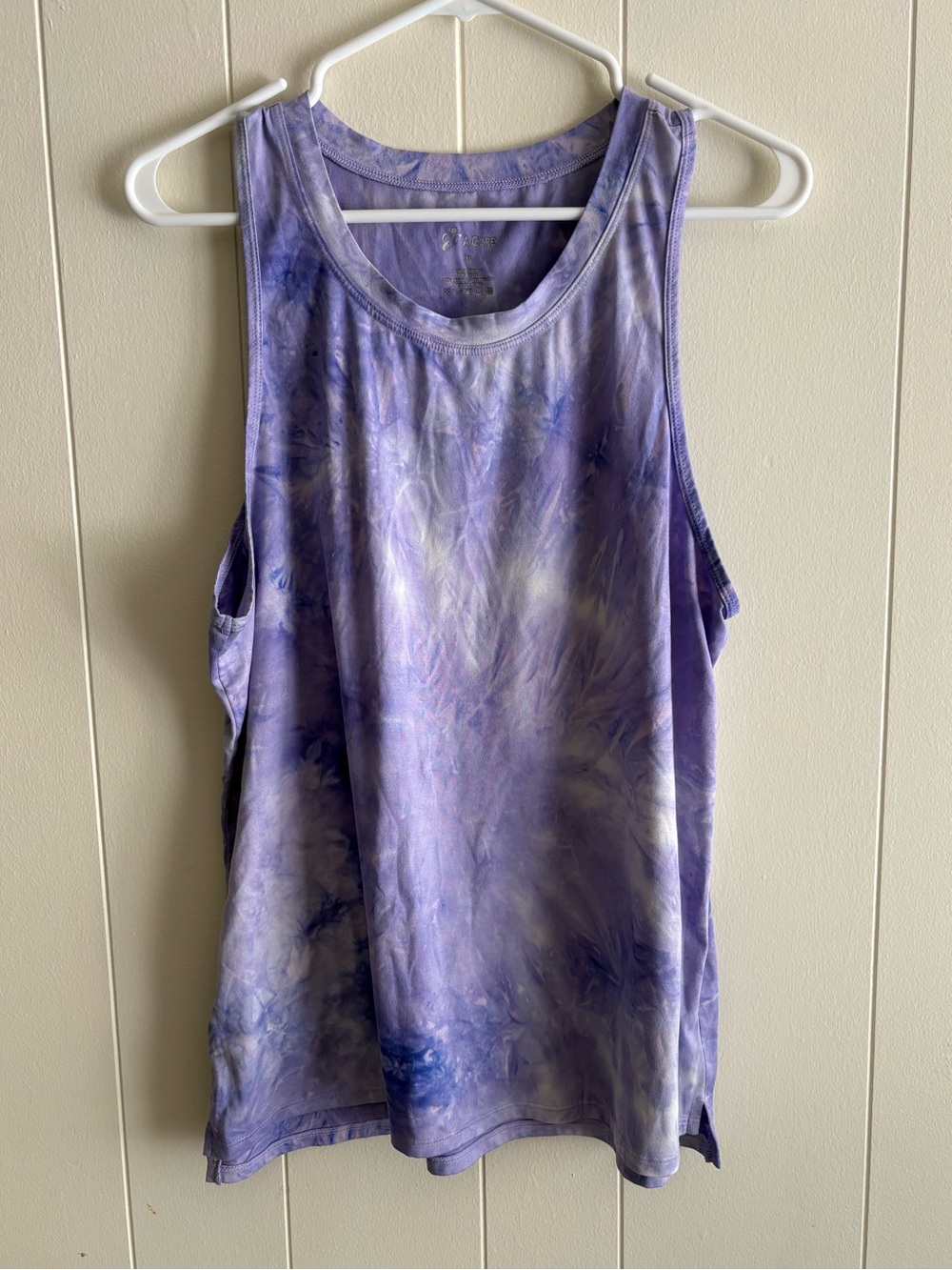 A Core Women’s Purple Tie-Dye Scoop Neck Tank Top